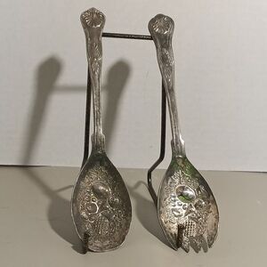 Made in China Engraved Fruit Motif Salad Servers Spoon & Fork 8.75”